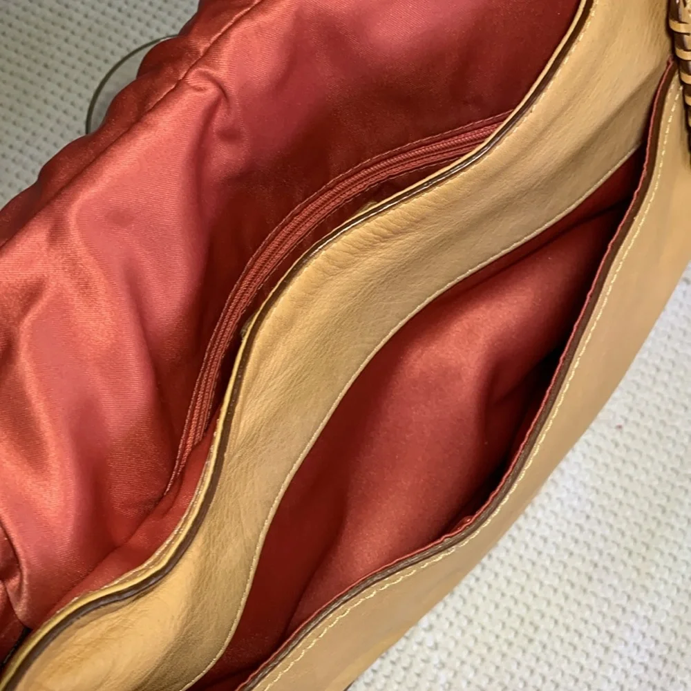 Coach leather purse - Picture 5 of 16